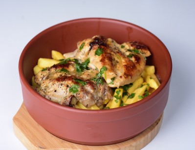 Chicken with lemon and herbs