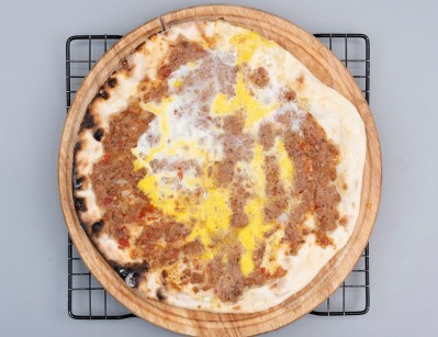 Lahm Bi Ajin With Egg