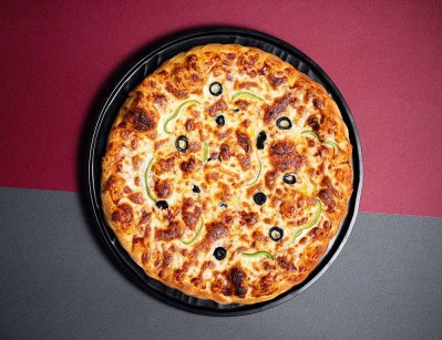 Large size vegetable pizza