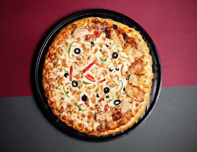 Family sized chicken pizza