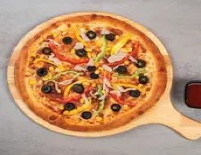 Vegetable pizza