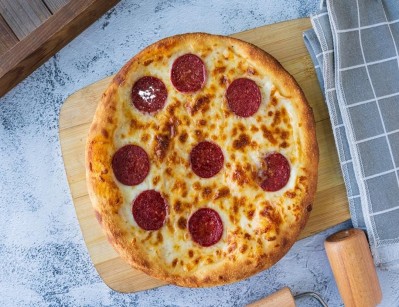 Large Pepperoni Pizza